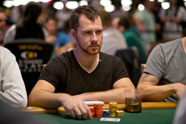 DANIEL CATES ENDS DAY 1B NEAR THE TOP OF THE COUNTS